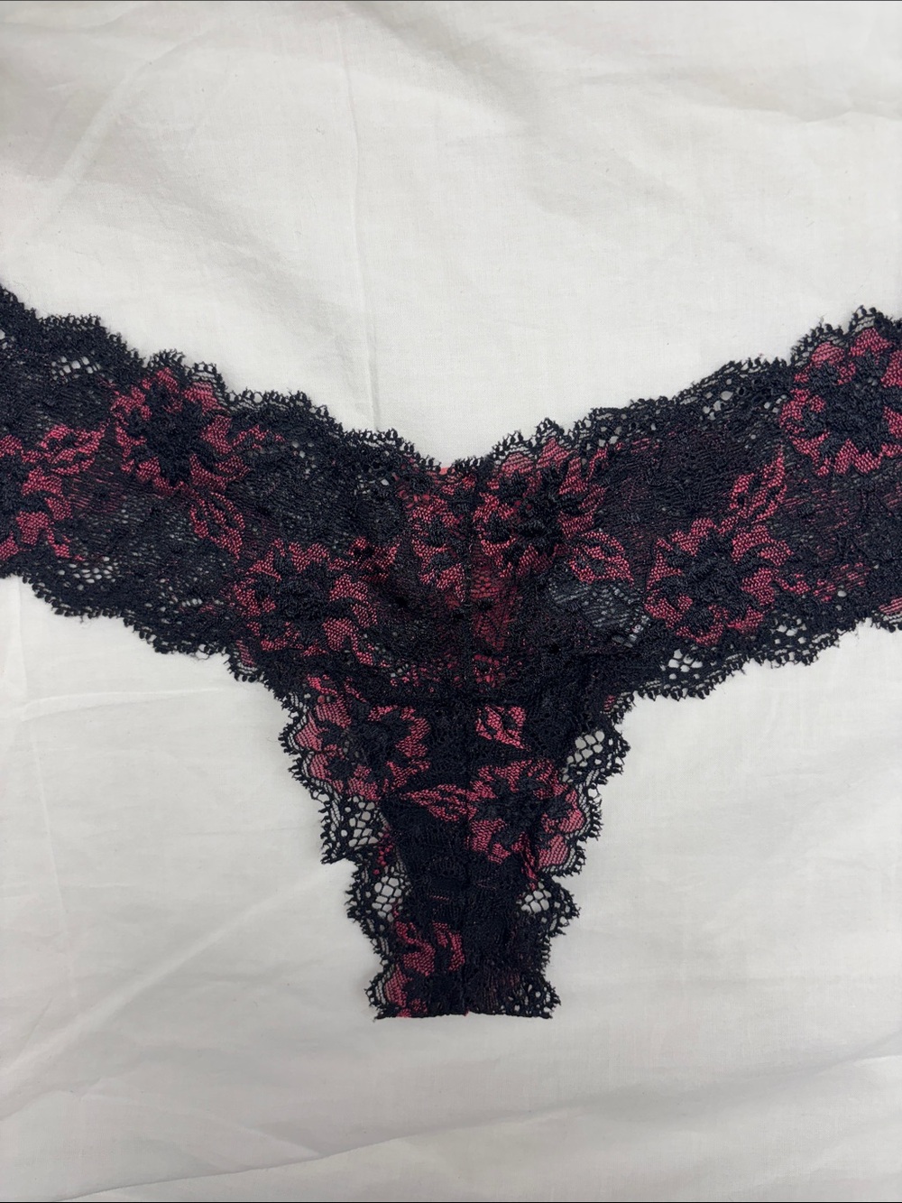 NWOT Black and Pink Lace Thong